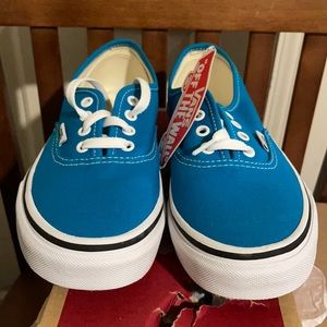 Vans size 4. Brand new.